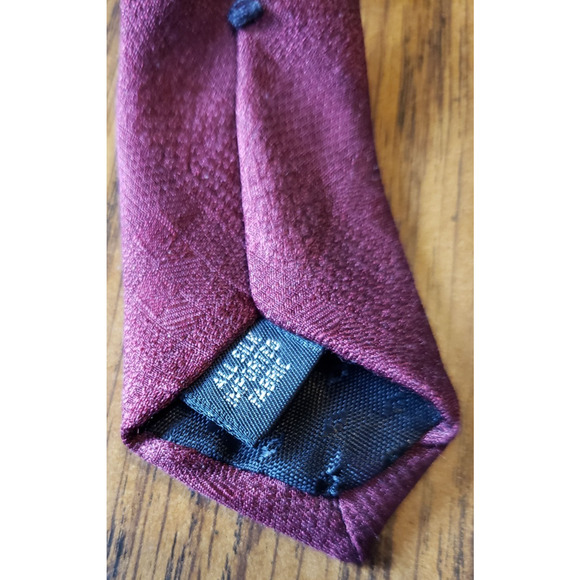 Kenneth Cole Reaction Tie Red Diamond Retro Pattern Silk Necktie Tie - Picture 4 of 7